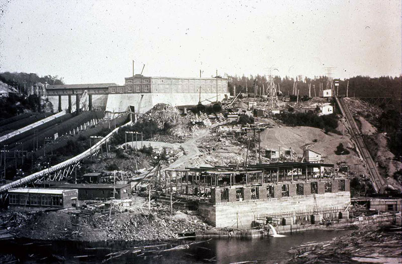 Construction work on the Shawinigan-2 generating station moving along smoothly