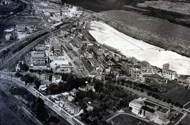 Shawinigan Chemicals buildings and production residue forming a lime deposit