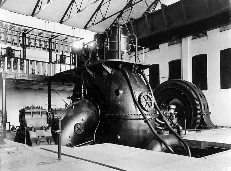 Imposing turbine-generator unit Inside the Shawinigan-1 generating station