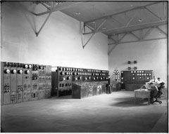 Operators monitoring operations in the control room at the Grand-Mère Generating Station